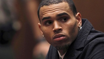 Il cantante Chris Brown accusato di aver preso a pugni una modella brasiliana in un casinò di Las Vegas